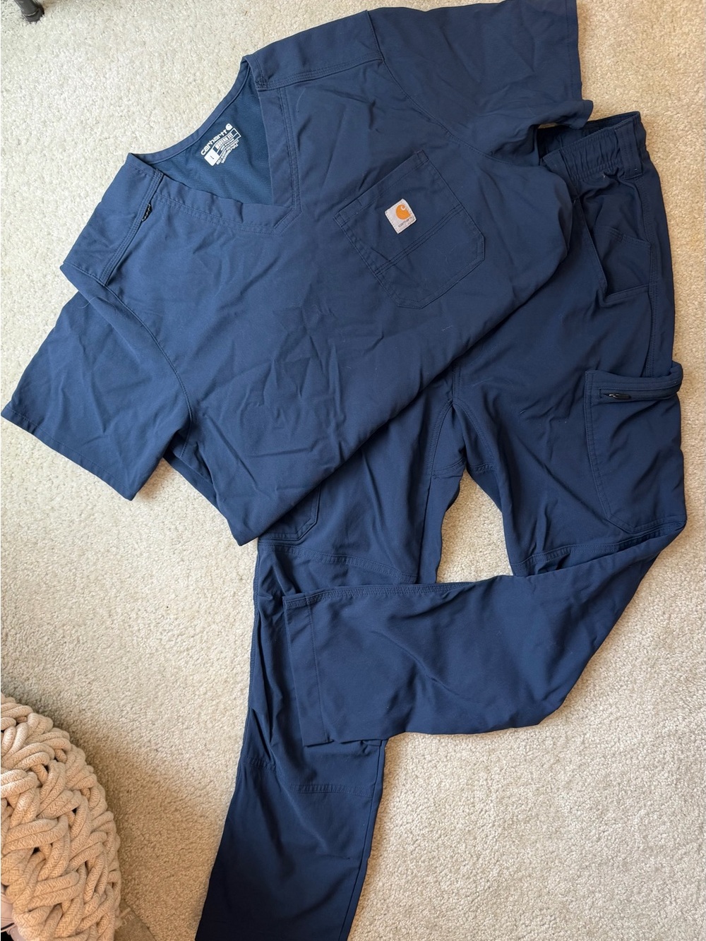 Carhartt Scrubs Navy Utility Cargo set